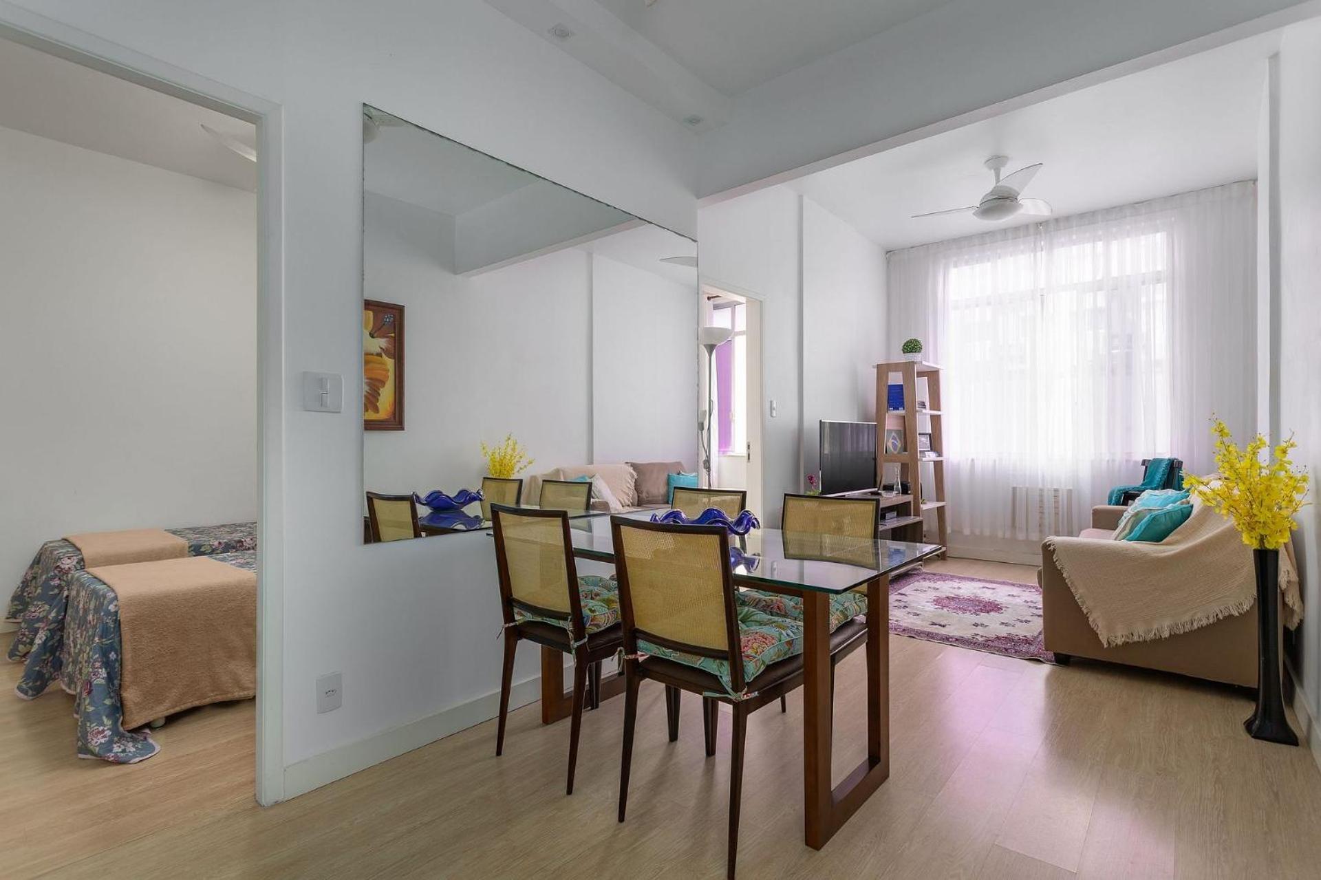 Perfeito 2 Quartos A Pe De Copacabana, Wifi, Ar, Lavanderia E Cozinha Completa *